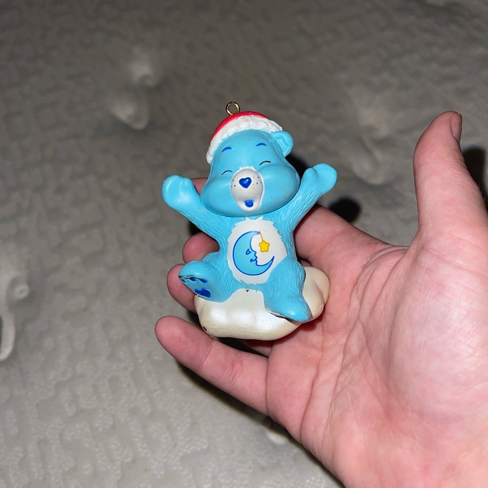 Glass figurines